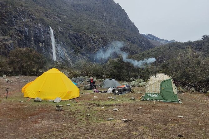Sauna and Private Hike in the Andes Mountains - The Mobiba sauna tent: comfort and privacy at altitude