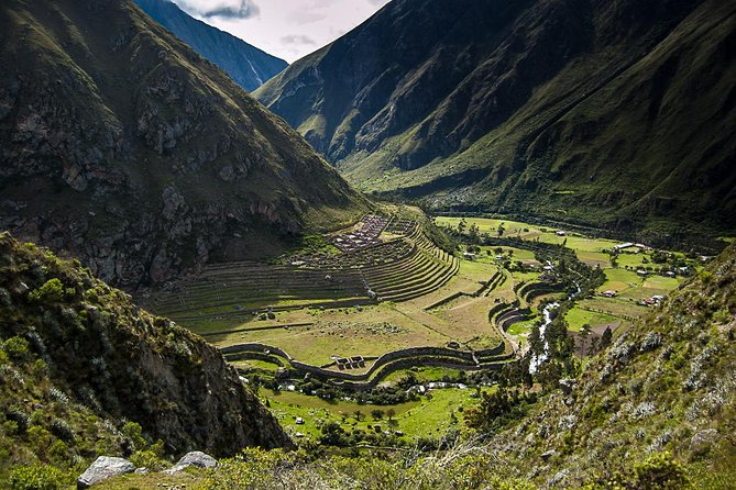 Short Inca Trail 2 Day Hike to Machu Picchu with Permits & Train - Comfort, Pace, and What to Pack for a Moderate Hike