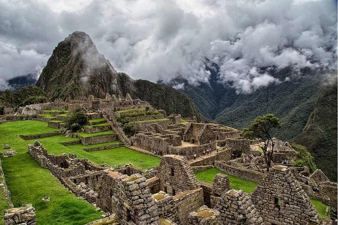 Short Inca Trail Machu Picchu - Price and value: what $670 covers, and what it does not