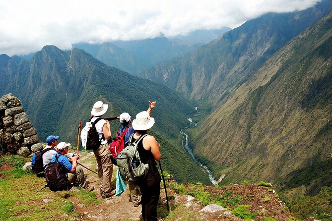 Short Inca Trail to Machu Picchu 2D/1N - Day 1 From Cusco to KM104: The 4:00 am Start and What You Actually Do