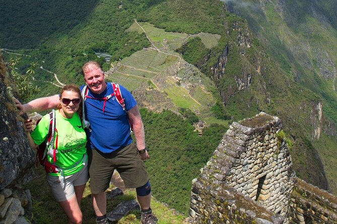 Short Inca Trail to Machu Picchu 2D/1N - Guides and Group Size: The Difference Between a Trip and a Memory