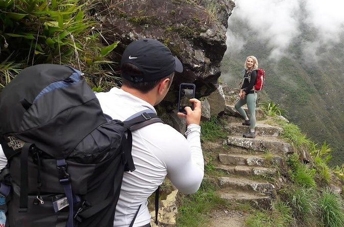 Short Inca Trail To Machu Picchu - Intipunku and the first big Machu Picchu views