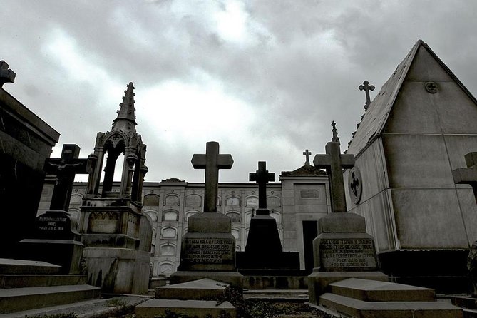 Stone & Marble: Lima’s Monumental Cemetery Experience - The Guides: What “Renzo” and “Juan” Tell You About the Experience