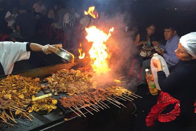 Street Food, Market & Old Eateries Tour in Lima's Historic Center - Jirón de la Unión: a short walk through a Lima commercial street