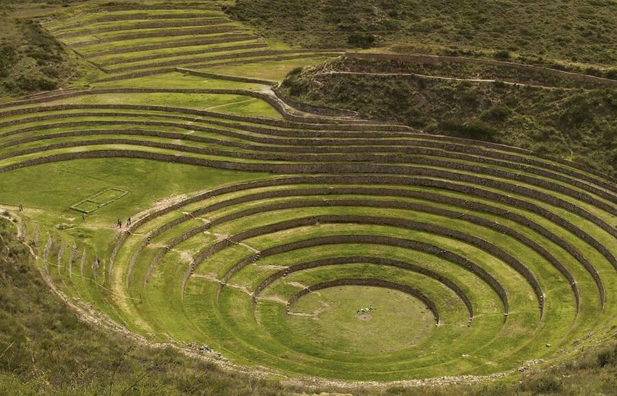 Super Sacred Valley - Urubamba Buffet Lunch and the Drive Toward Ollantaytambo