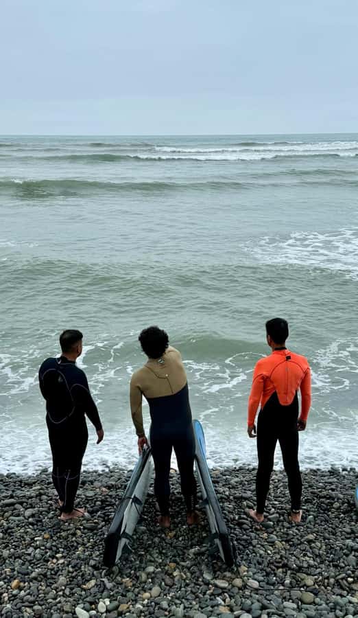 Surfing experience in Lima - Who This Surf Lesson in Lima Fits Best