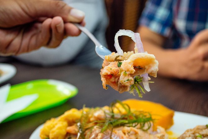 The 10 Tastings of Cusco With Locals: Private Food Tour - Arco de Santa Clara: potato varieties explained the foodie way