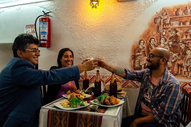 The 10 Tastings of Cusco With Locals: Private Food Tour - Tambomachay: empanada-like snack energy in a quick stop
