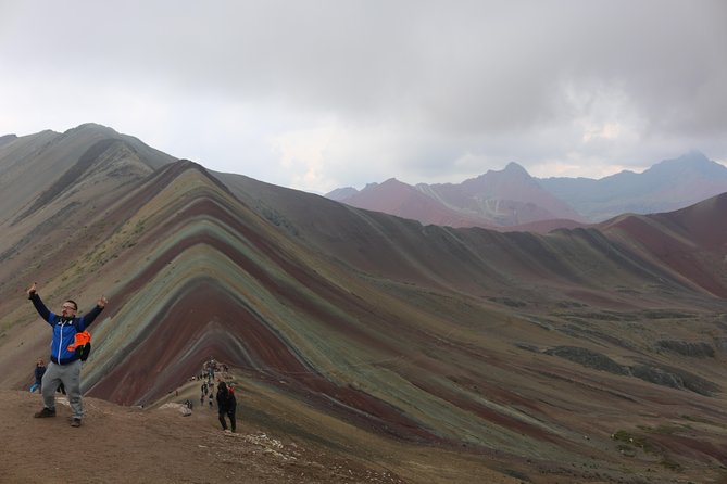 The colors of the Andes:The Rainbow Mountain. - The 4:30 am Pickup and Cusipata Breakfast Routine