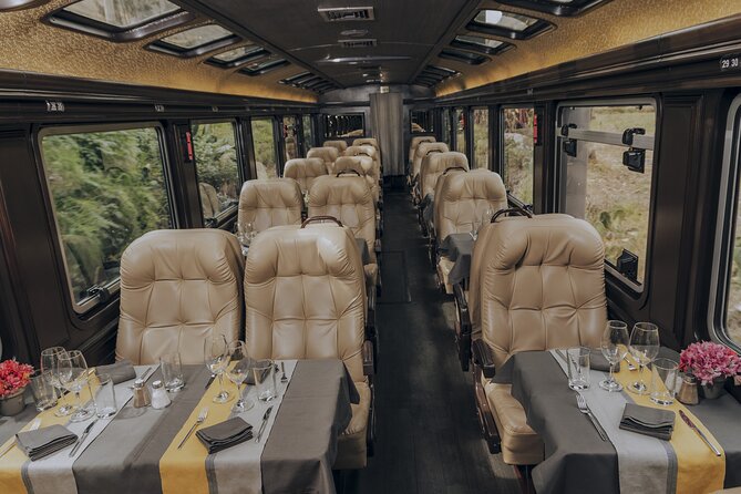 The First Class Machu Picchu Train by Inca Rail - Getting to the train: Av. El Sol VIP waiting room and pickup flow