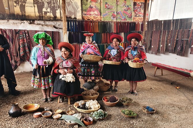 The Textile Workshop Experience in Cusco Region - Shopping at the on-site boutique: what it’s good for, and how to shop smart