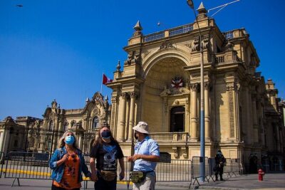 Top Attractions in Lima: Historic Center, Love Park & Catacombs