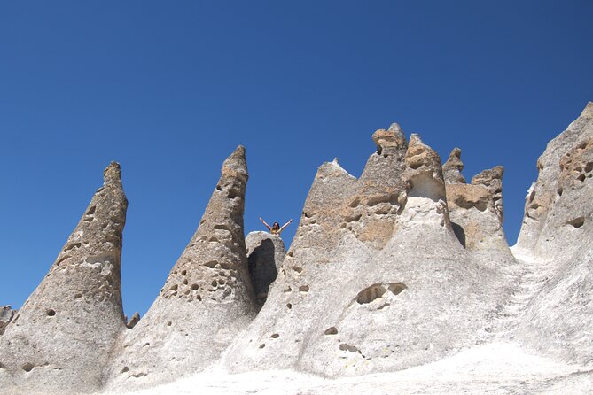 Tour 10 Hours Pillones Waterfall and Puruña Stone Forest - Getting Picked Up in Arequipa (and Avoiding the Usual Morning Stress)