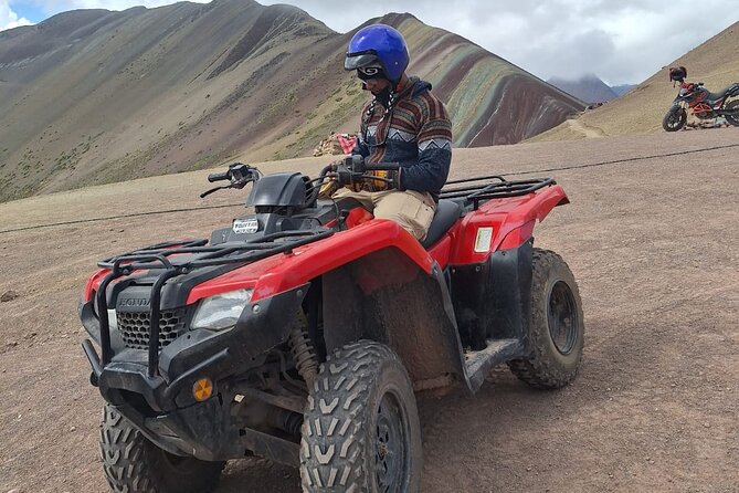 Tour EN Cuatrimoto POR la Montaña 7 Colors Hike 5 Minutes - Price and logistics: what $85 includes and what you must budget