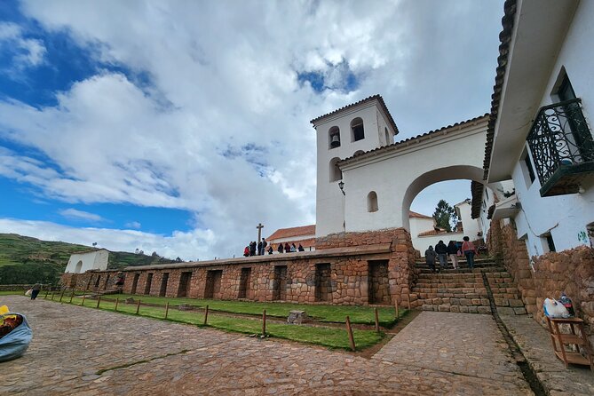 Tour in the Sacred Valley of the Incas with Transfer to Ollantaytambo - Maras salt terraces: what you see, what you learn, and the ticket question