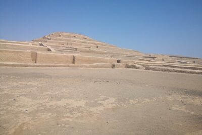 Tour Pyramids of Cahuachi and Textile Workshop