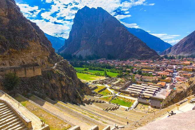 Tour Sacred Valley with Maras and Moray - Stop 4: Urubamba Buffet Lunch, where you actually recharge