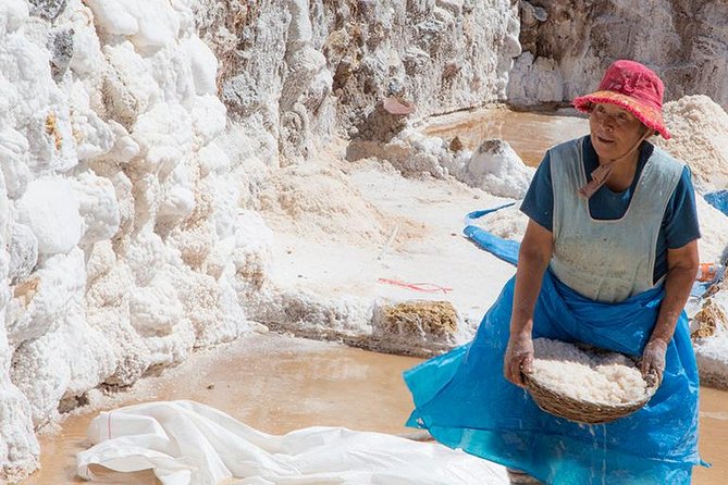 Tour Salineras de Maras and Moray in Private with Peru Vip - The guide makes it click, from Inca science to practical context