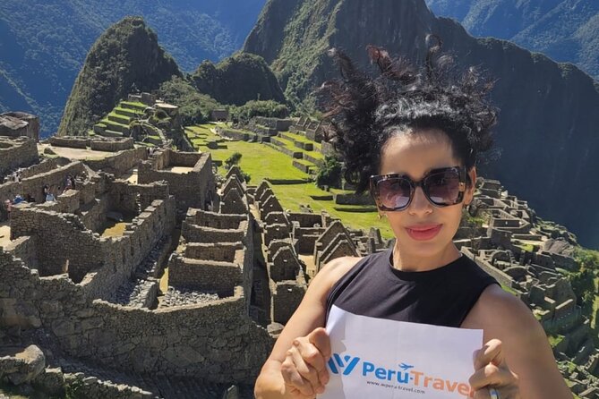 Tour to Machu Picchu by Train from Cusco - The Peru rail ride: how the 2-hour trip sets you up for the day