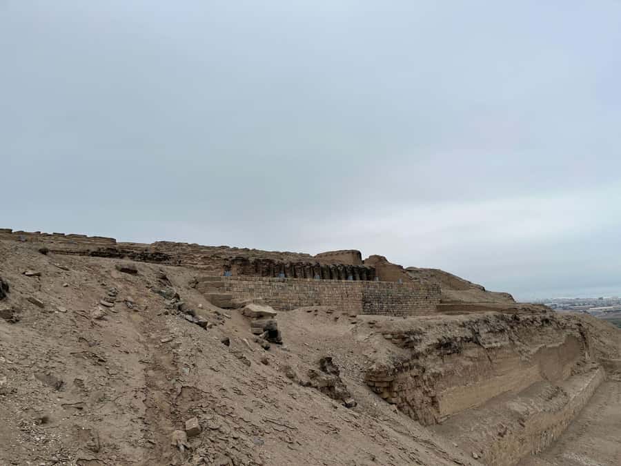 Tour to the sanctuary of Pachacamac - Pickup in Miraflores, then Coastal Views on the Way Out