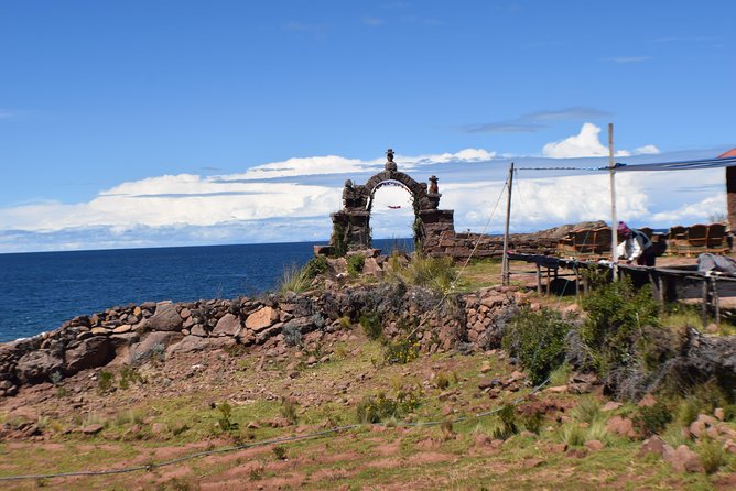 Tour Uros Taquile by normal Boat - Taquile lunch: trout or omelet with quinoa soup and coca or muña tea
