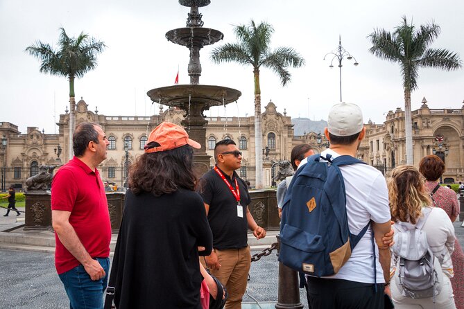 Tours of Lima from the Port of Callao - Parque del Amor in Miraflores: mosaics, The Kiss, and poet lines