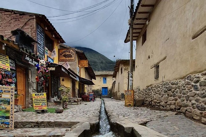 Transfer from Cusco to Ollantaytambo - What the 90-minute drive feels like (and why “about” matters)