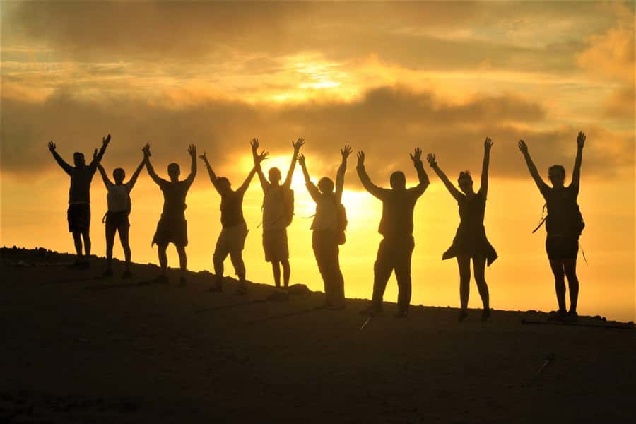 TREKKING GOLDEN SHADOWS - The Road to Paracas: What to Expect Before the Walking Starts