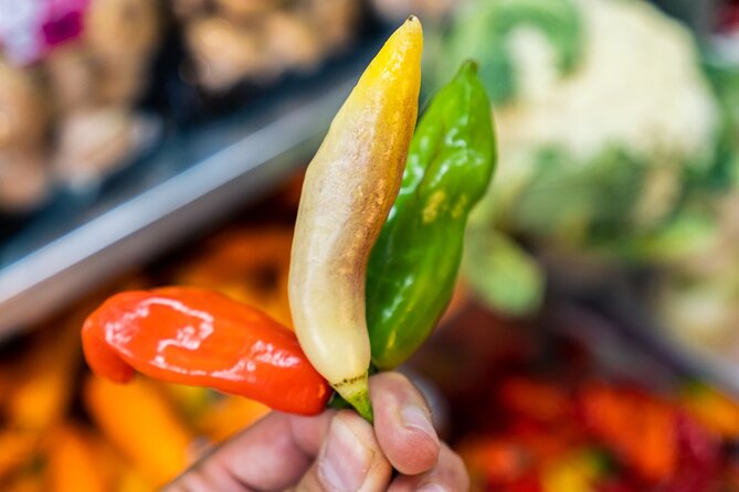 Trending Flavors: Miraflores Walking Tour Including Food and Drinks Tasting - Stop 3: Mercado nro 1 de Surquillo for fruits and local products