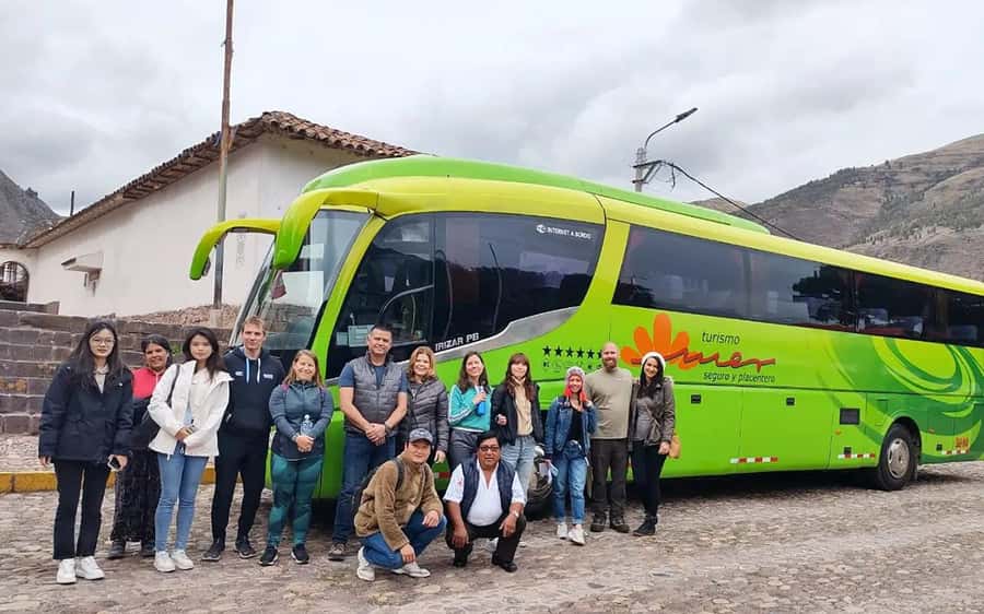 TRIP FROM PUNO TO CUSCO WITH THE ROUTE OF THE SUN - La Raya Pass at the Cusco-Puno border: Chimboroya views and high-altitude air