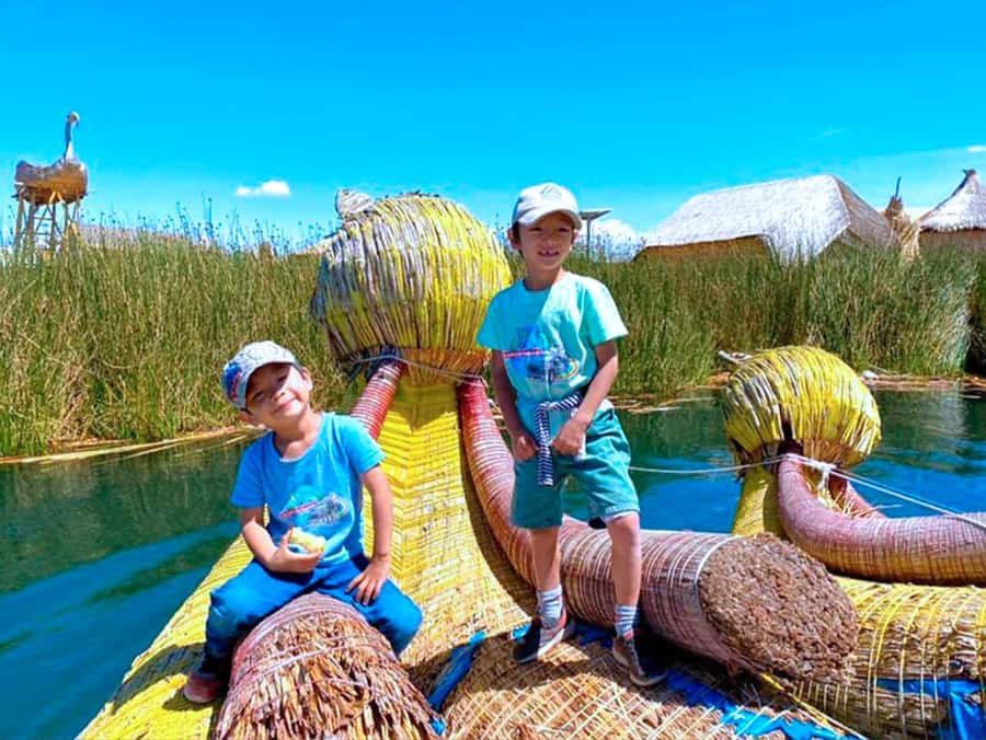 Uros Floating Islands Tour in Puno - Reed Boat Ride and the Uros Main Square: Optional, But Not Always Easy to Skip
