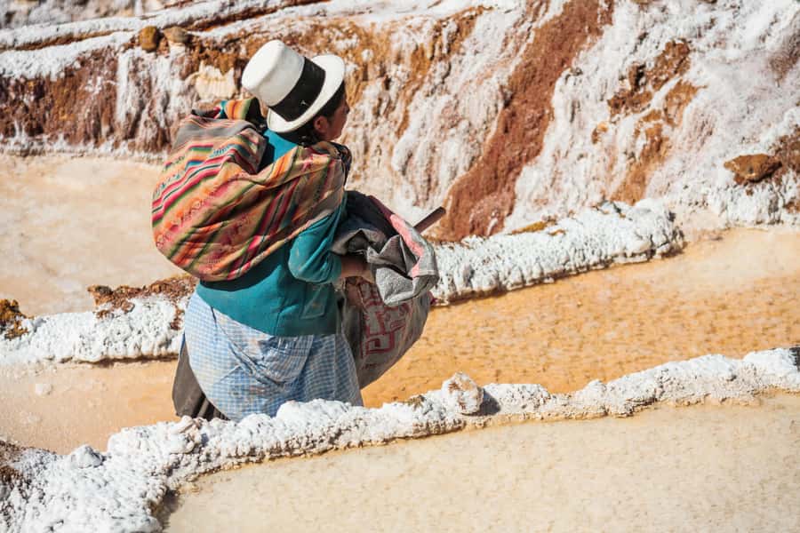 Valle Sagrado:Chinchero, Moray, Maras, Ollantaytambo y Pisac - Chinchero: Inca site energy and a colonial temple moment