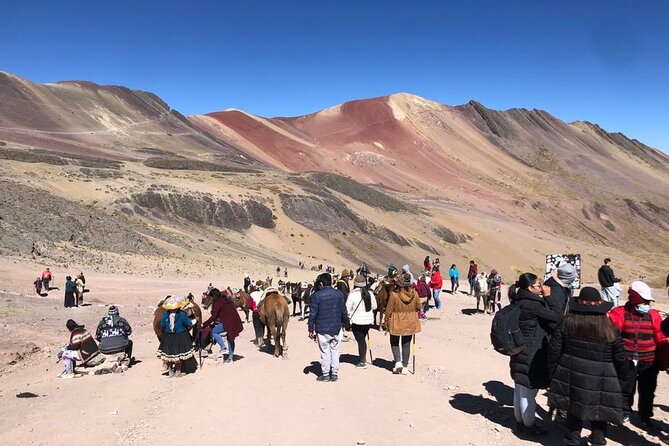 Vinicunca Rainbow Mountain Full-Day Tour from Cusco - Vinicunca colors appear gradually, not instantly