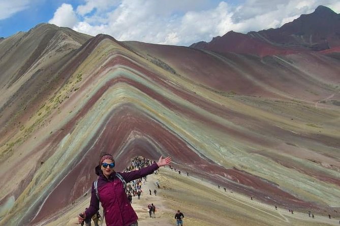 Vinicunca Rainbow Mountain Private Tour - 08 AM Departure - Vinicunca Mountain: Timing The Photos And The Breathing