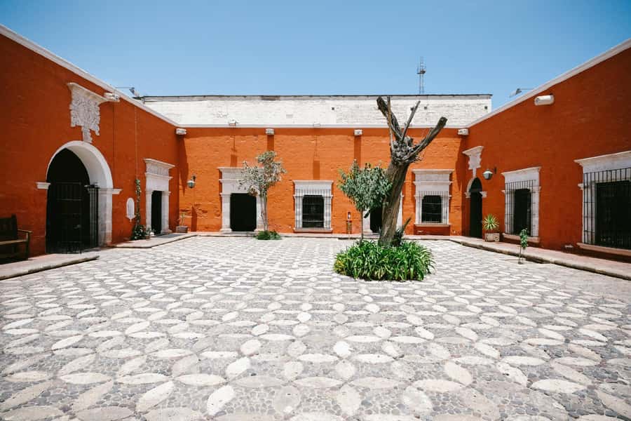 Walking tour in the Historic Center of Arequipa - Why This 2-Hour Arequipa Walk Feels Like the Right First Step